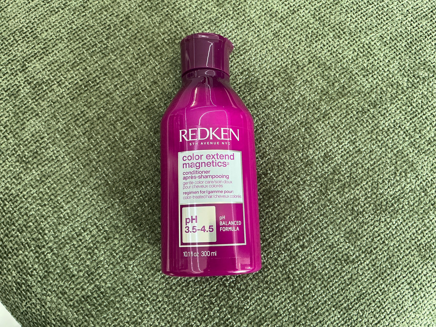 Redken Color Extend Magnetics Conditioner 10.1oz