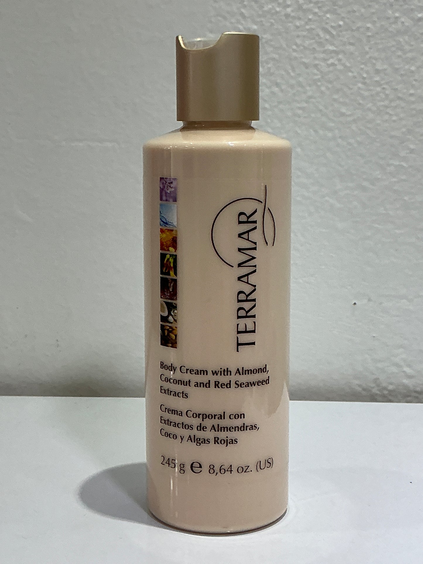 Body Cream with Almond Terramar