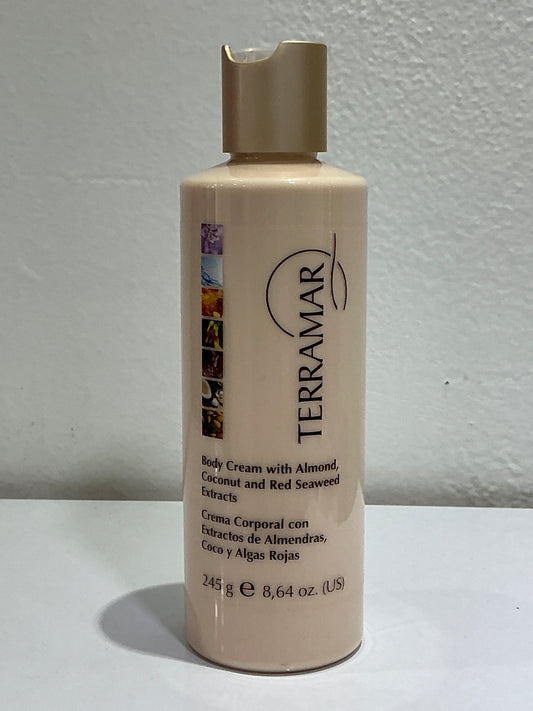 Body Cream with Almond Terramar