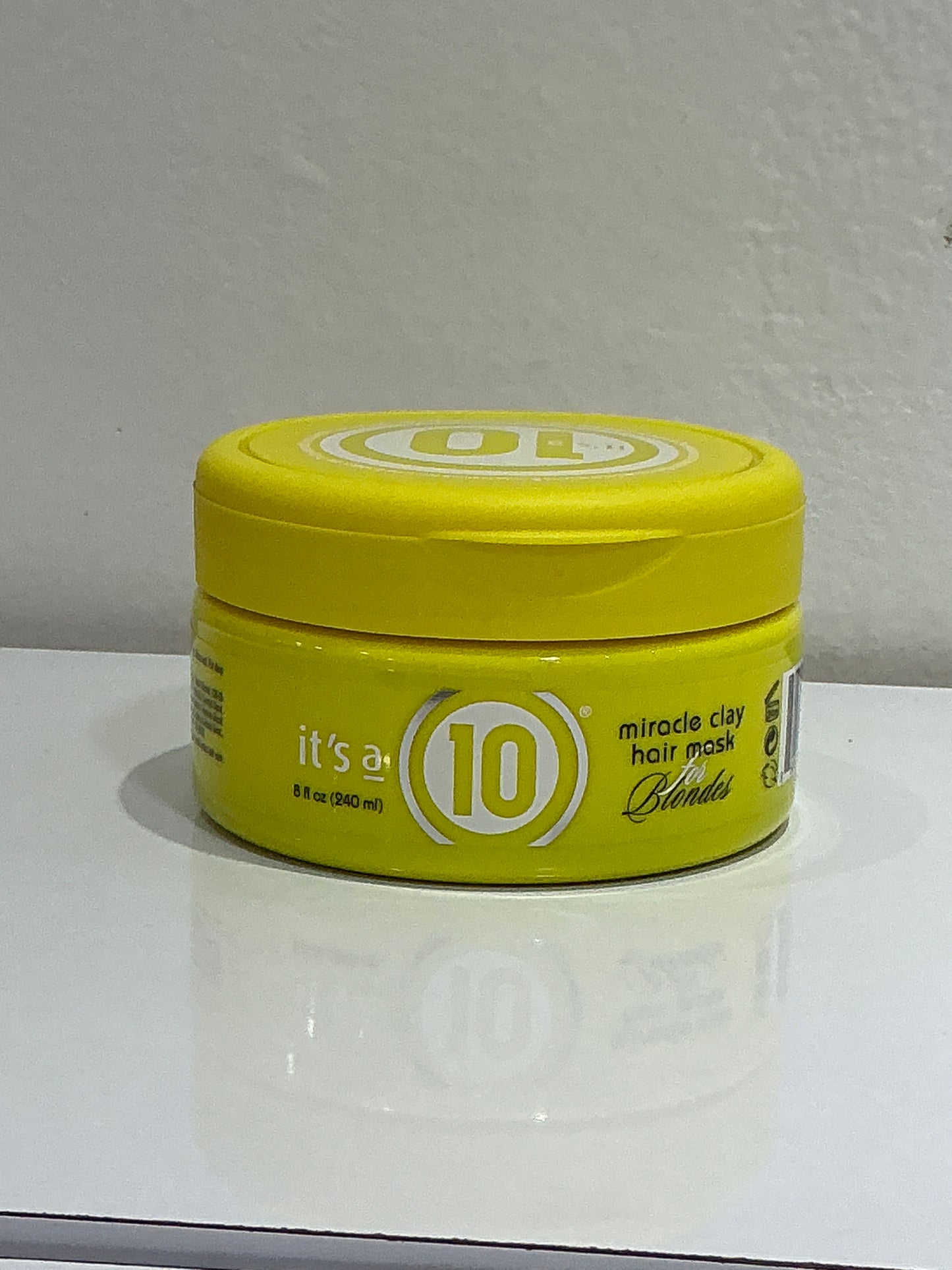 Mask Miracle Clay Hair  Its a 10